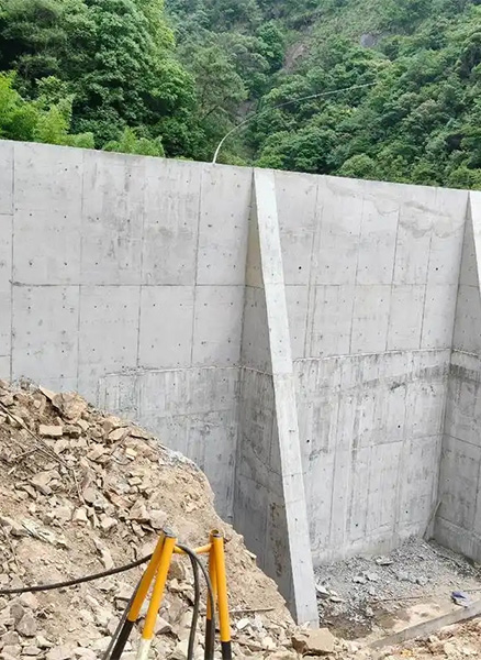 无锡宜兴重力式挡土墙